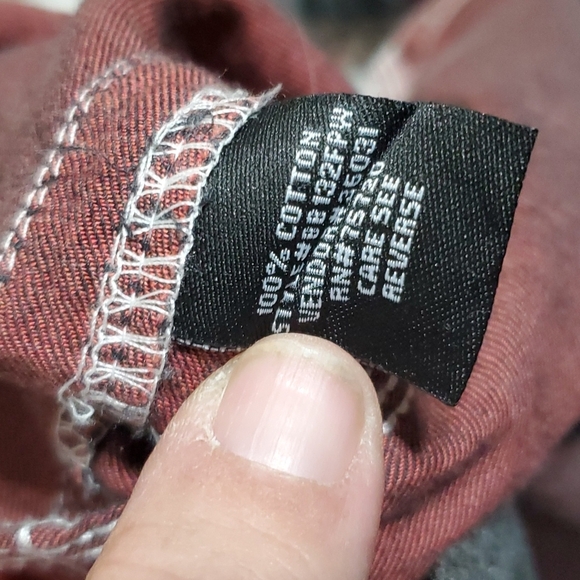 Buckle black standard fit western style button up long sleeve rust red - Picture 7 of 7